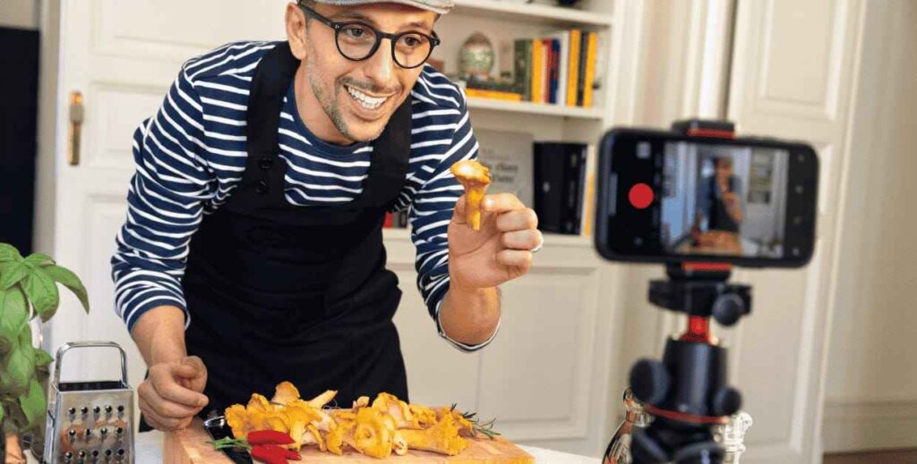 AI-enhanced live streaming content creation with automated scene detection and real-time editing tools.